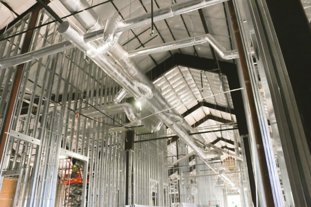 Steel frame installation Whitwell - SG4 - columns and beams